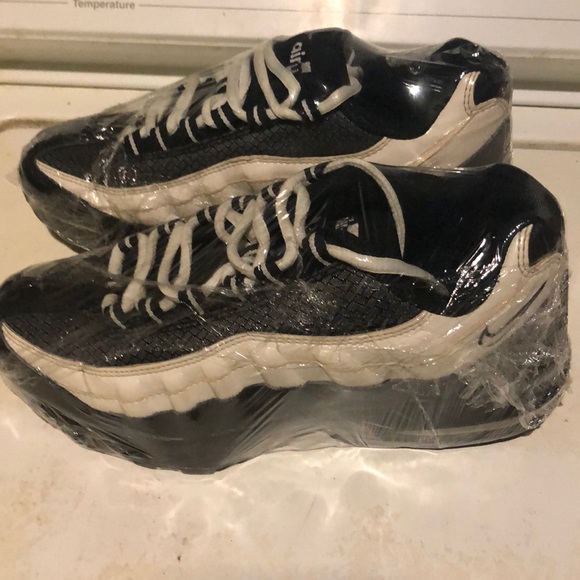 Air Max 95 Black White Patent Leather Size 7 - Picture 3 of 4